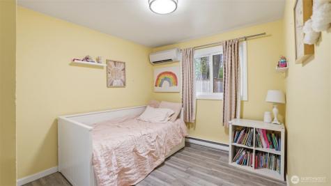 840 211th Place NE Sammamish WA 98074