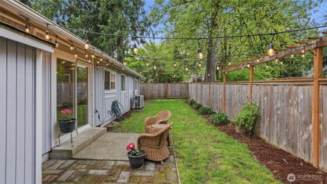 840 211th Place NE Sammamish WA 98074