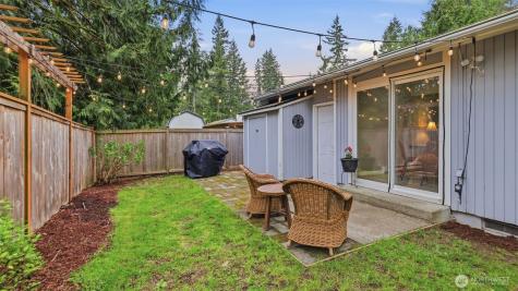 840 211th Place NE Sammamish WA 98074