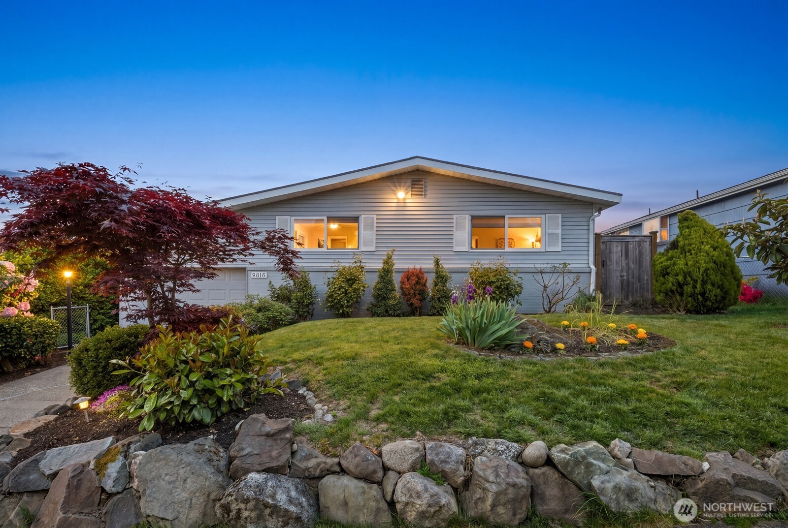 9818 63rd Avenue S Seattle WA 98118