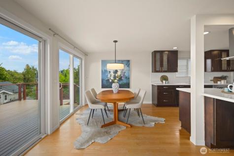 9818 63rd Avenue S Seattle WA 98118