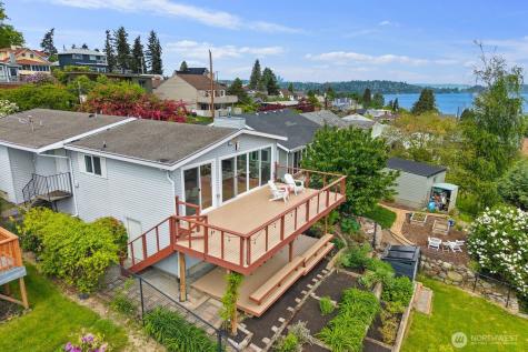 9818 63rd Avenue S Seattle WA 98118