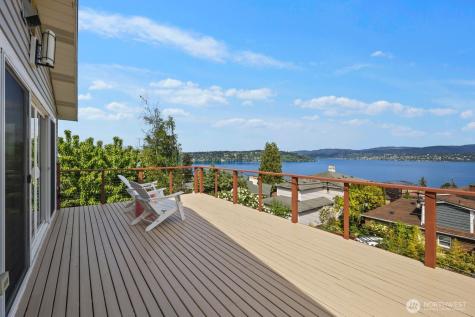 9818 63rd Avenue S Seattle WA 98118