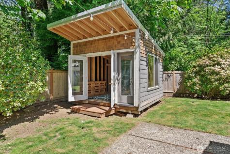 15122 122nd Court NE Kirkland WA 98034