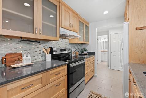 15122 122nd Court NE Kirkland WA 98034