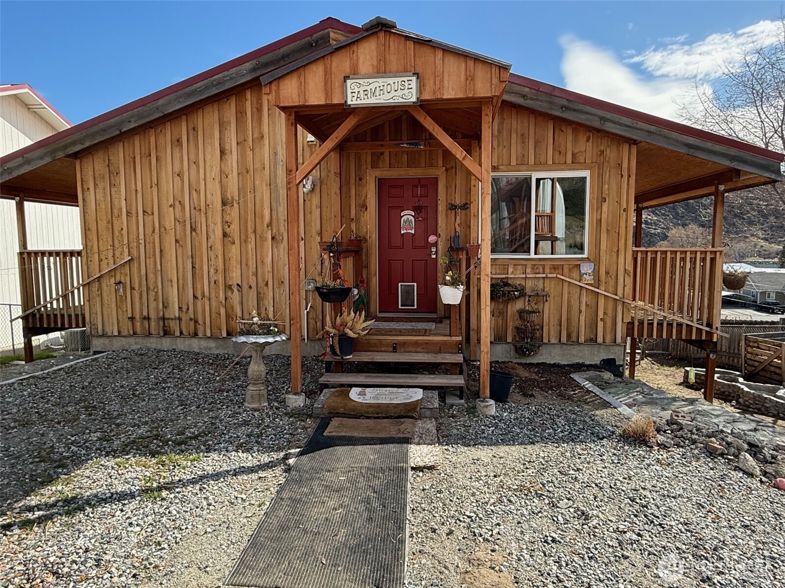 505 Beach Street Pateros WA 98846