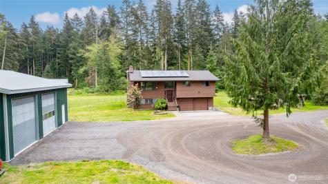 740 Nature Lane Coupeville WA 98239
