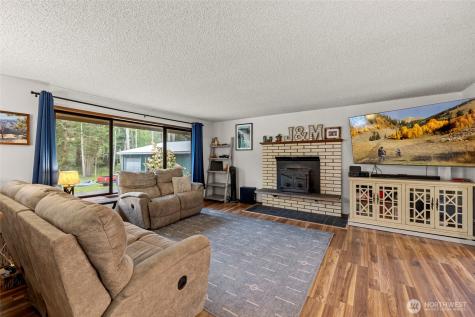 740 Nature Lane Coupeville WA 98239