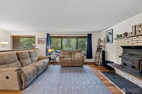 740 Nature Lane Coupeville WA 98239