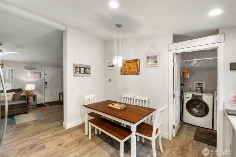 138 Sherwood Lane Packwood WA 98361