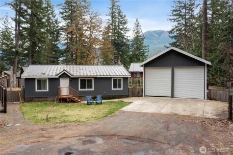 138 Sherwood Lane Packwood WA 98361