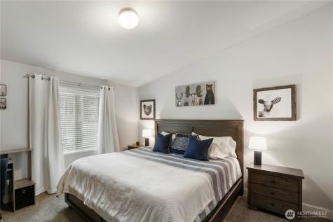 138 Sherwood Lane Packwood WA 98361