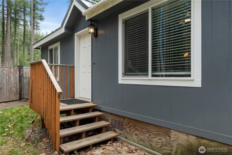 138 Sherwood Lane Packwood WA 98361