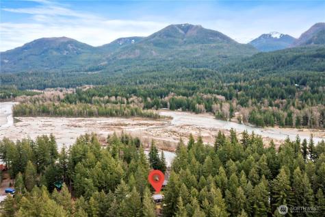 138 Sherwood Lane Packwood WA 98361