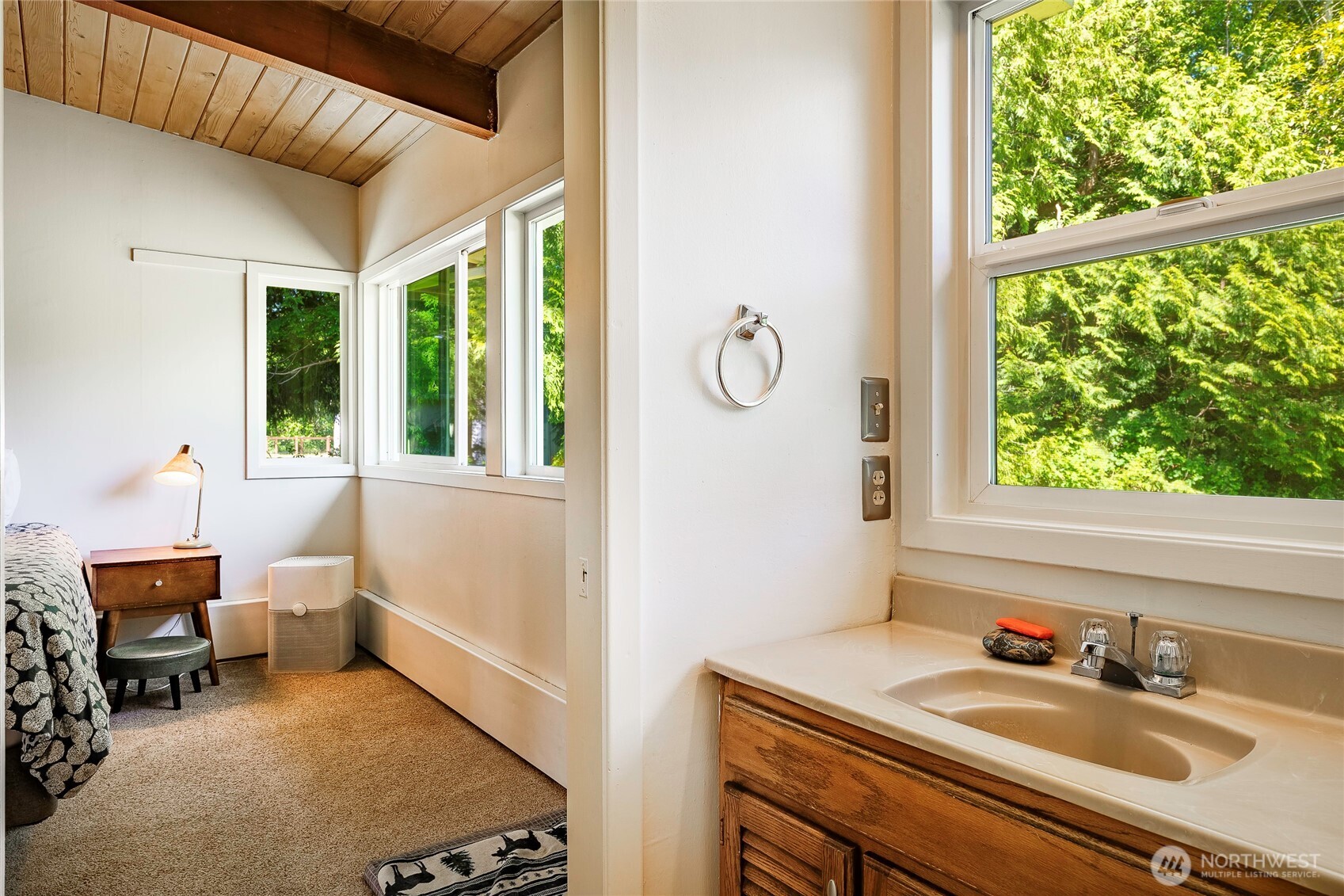 4950 Lincoln Birch Bay WA 98230