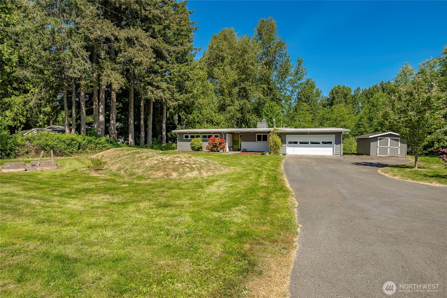 4950 Lincoln Birch Bay WA 98230