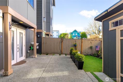 932 N 96th Street Seattle WA 98103