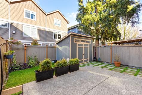932 N 96th Street Seattle WA 98103