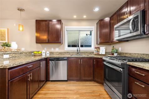 932 N 96th Street Seattle WA 98103