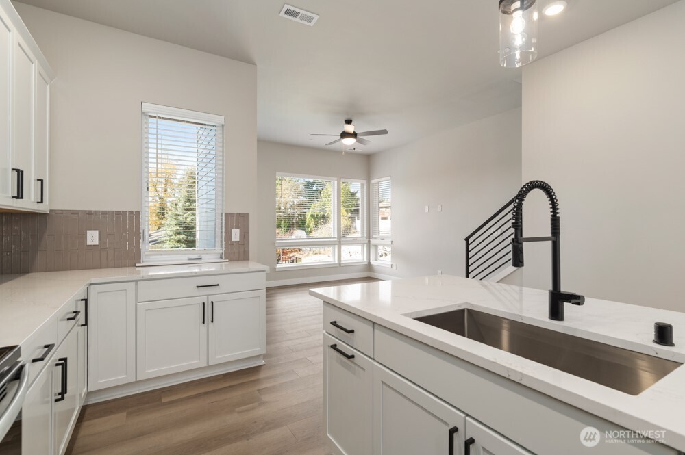 12814 66th Avenue S Seattle WA 98178