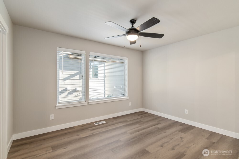 12814 66th Avenue S Seattle WA 98178