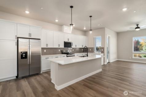 12814 66th Avenue S Seattle WA 98178