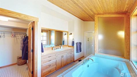 156 Poechmann Road Okanogan WA 98840