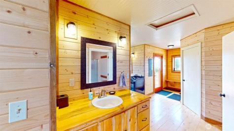 156 Poechmann Road Okanogan WA 98840