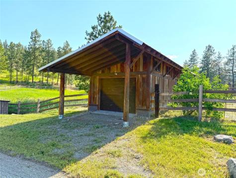 156 Poechmann Road Okanogan WA 98840