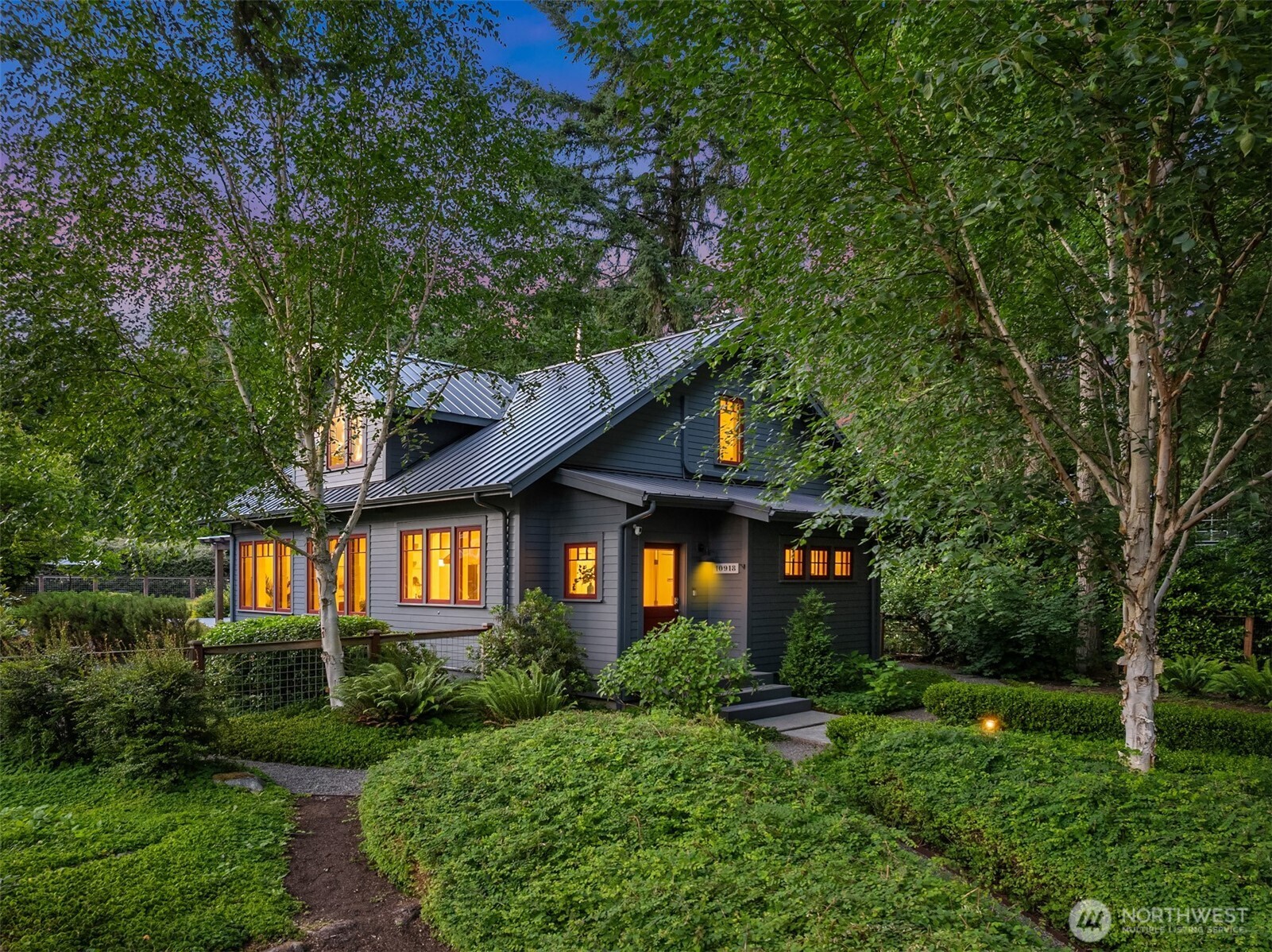 10918 Sunrise Drive NE Bainbridge Island WA 98110
