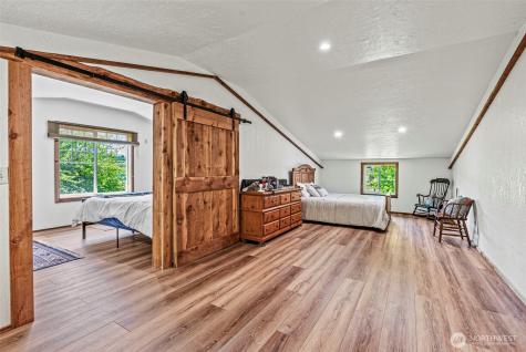 152 Simme Valley Lane Winlock WA 98596