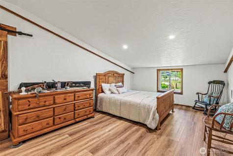152 Simme Valley Lane Winlock WA 98596