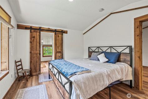 152 Simme Valley Lane Winlock WA 98596