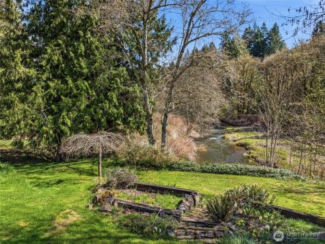 152 Simme Valley Lane Winlock WA 98596