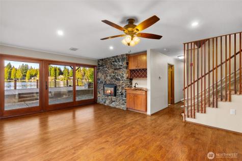 1970 Cambridge Lane SW Olympia WA 98512
