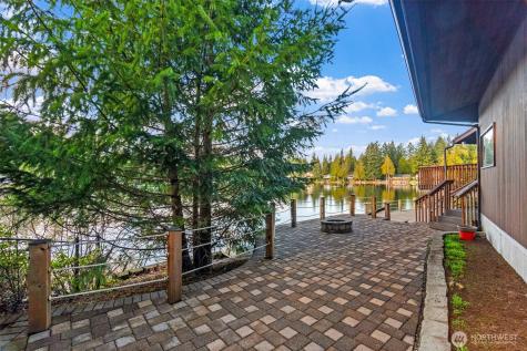 1970 Cambridge Lane SW Olympia WA 98512