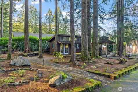 1970 Cambridge Lane SW Olympia WA 98512