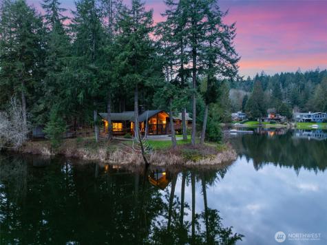 1970 Cambridge Lane SW Olympia WA 98512