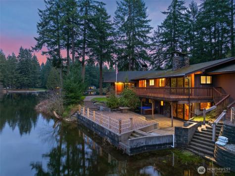 1970 Cambridge Lane SW Olympia WA 98512