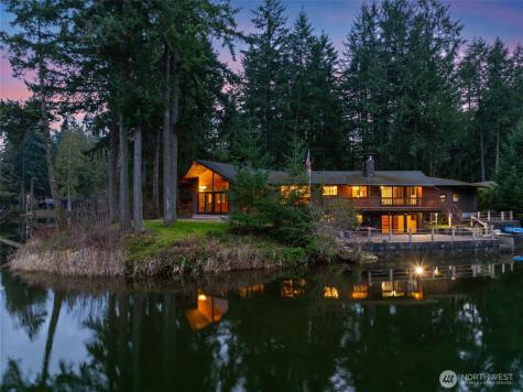 1970 Cambridge Lane SW Olympia WA 98512
