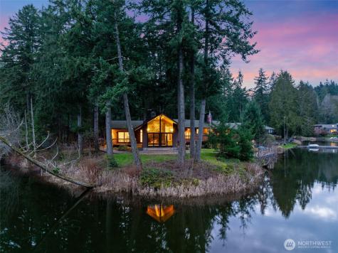 1970 Cambridge Lane SW Olympia WA 98512