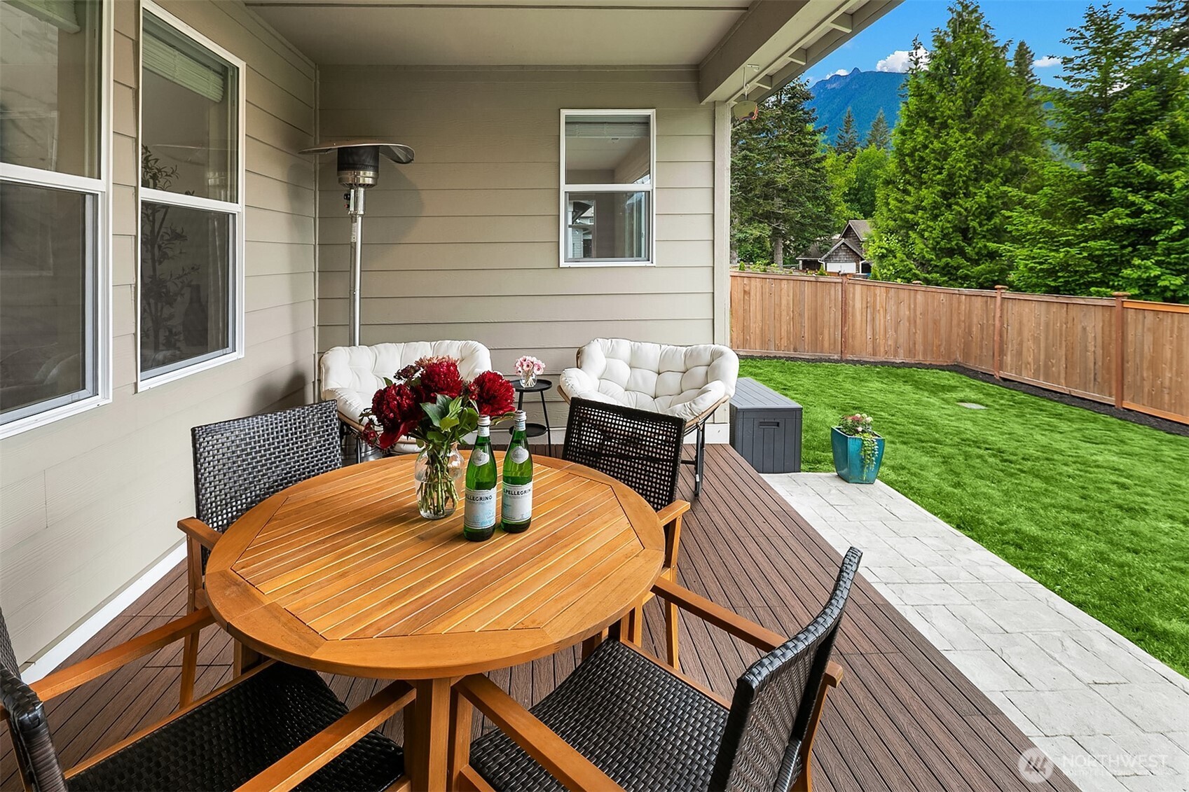 1796 Canyon Ave SE North Bend WA 98045