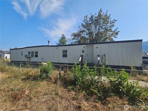 302 Main Street Oroville WA 98844