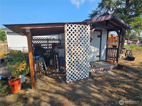 302 Main Street Oroville WA 98844