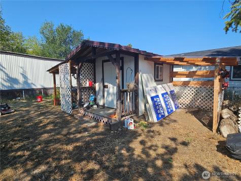 302 Main Street Oroville WA 98844