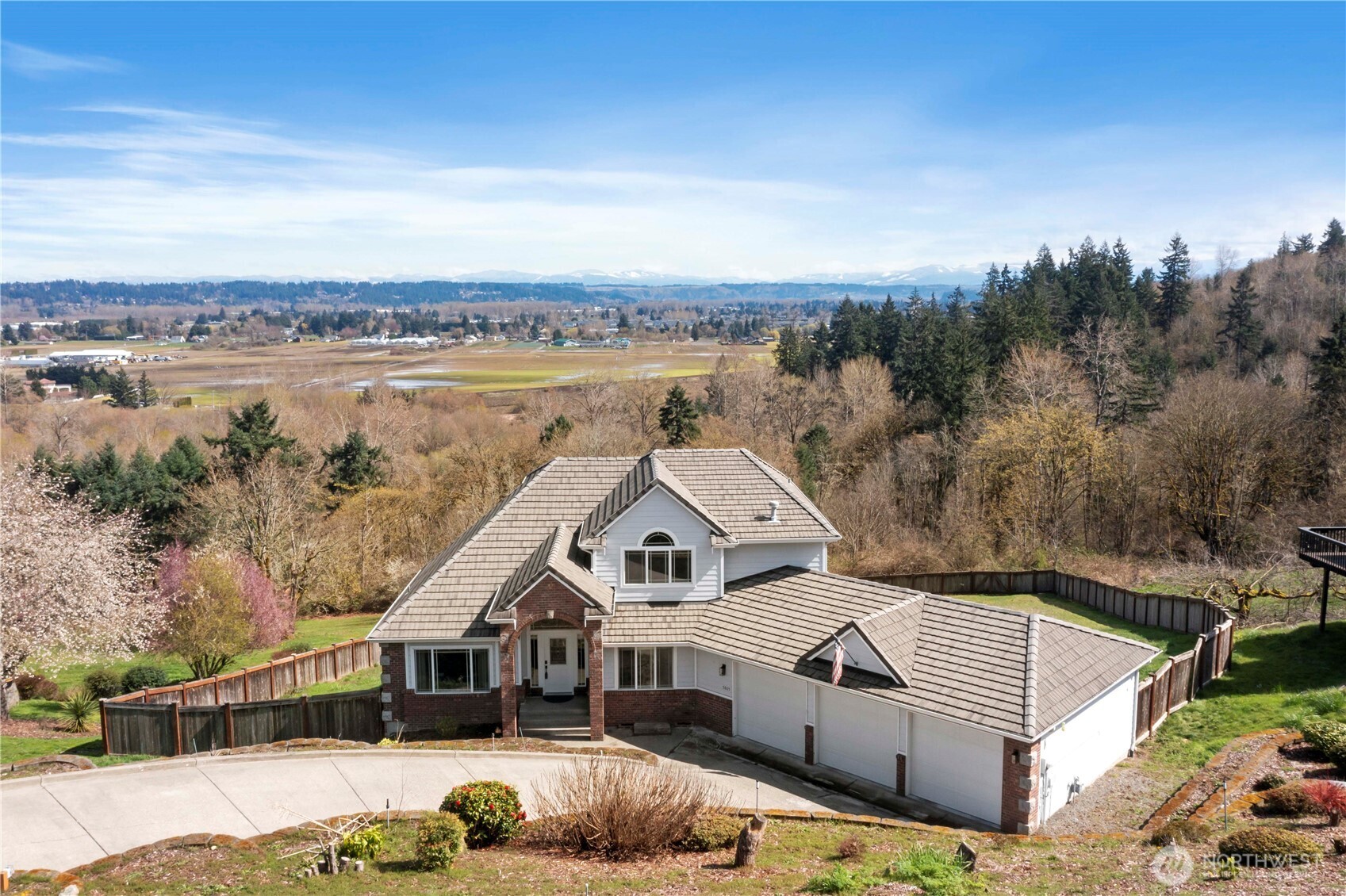 5805 51st Ave Ct E Tacoma WA 98443