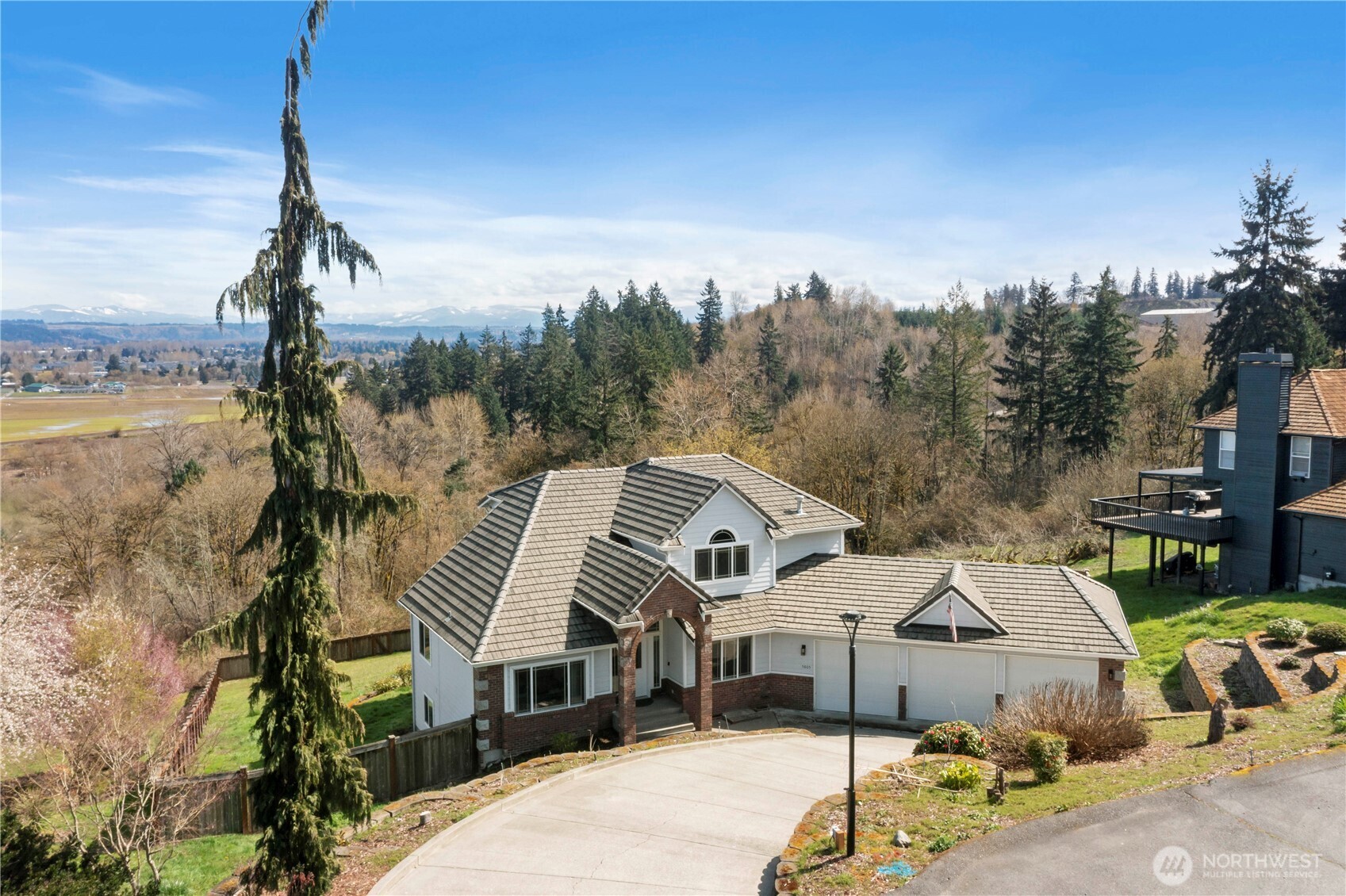 5805 51st Ave Ct E Tacoma WA 98443