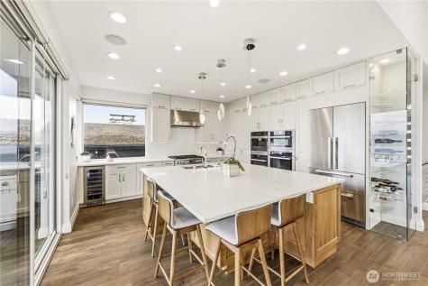 7226 S Ryan Street Seattle WA 98178