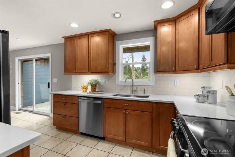 625 SW 127th Street Seattle WA 98146