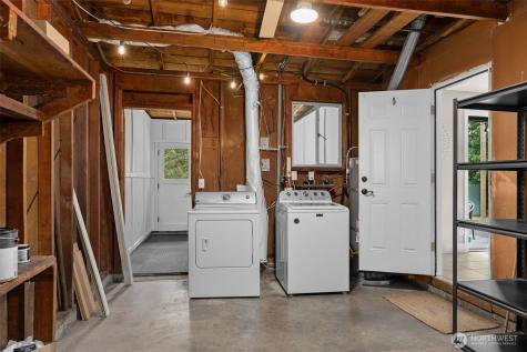 625 SW 127th Street Seattle WA 98146